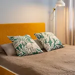 Baltic Design With Free Parking And Self Check In ريغا